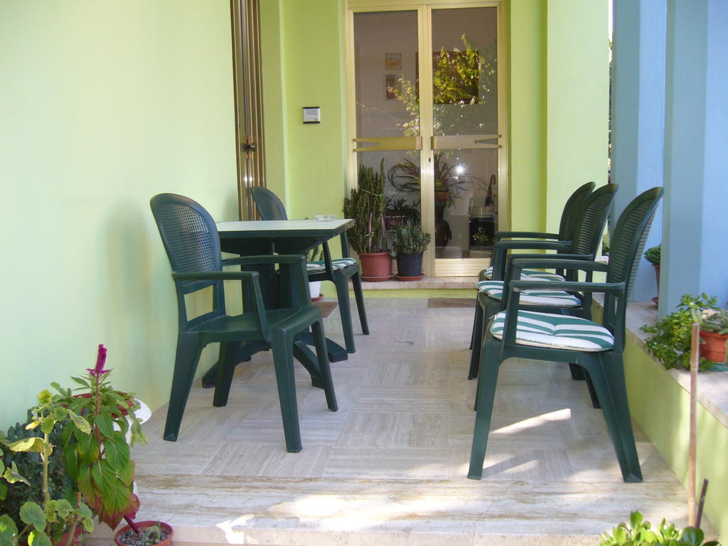 קיאנצ'נו טרמה Albergo Villa Canapini מראה חיצוני תמונה