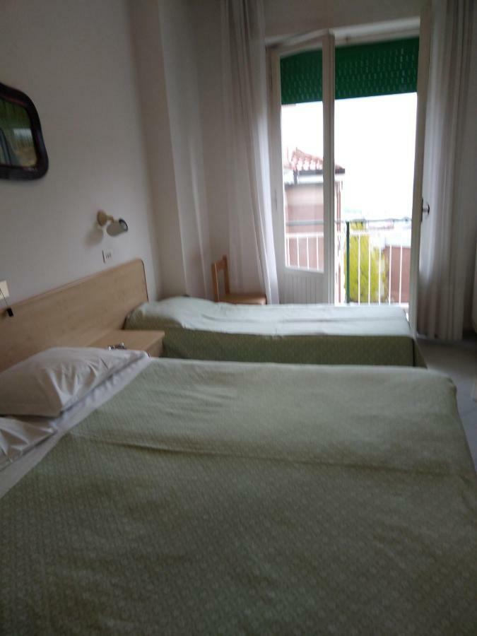 קיאנצ'נו טרמה Albergo Villa Canapini מראה חיצוני תמונה