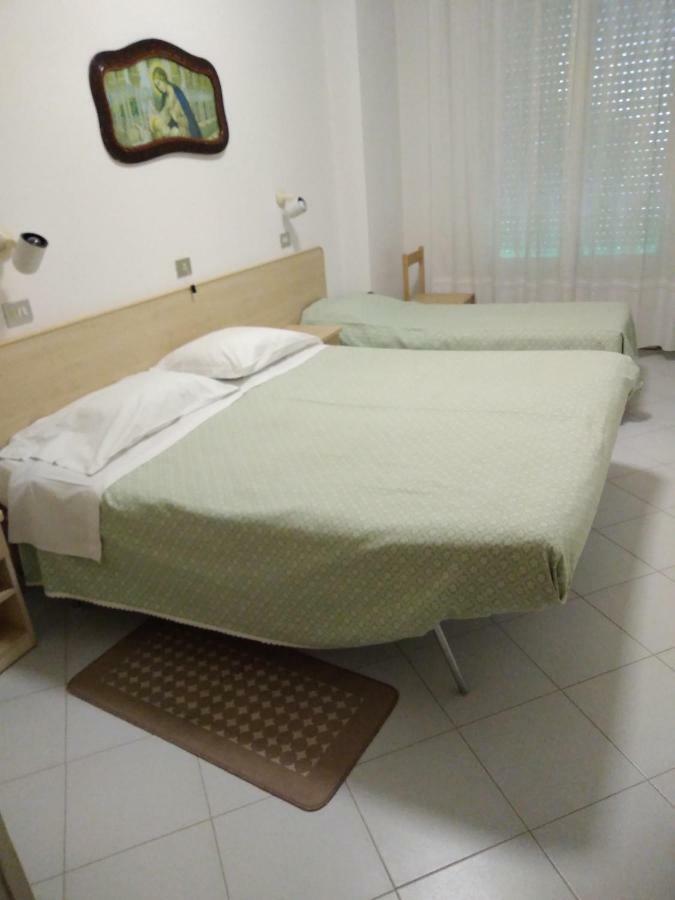קיאנצ'נו טרמה Albergo Villa Canapini מראה חיצוני תמונה